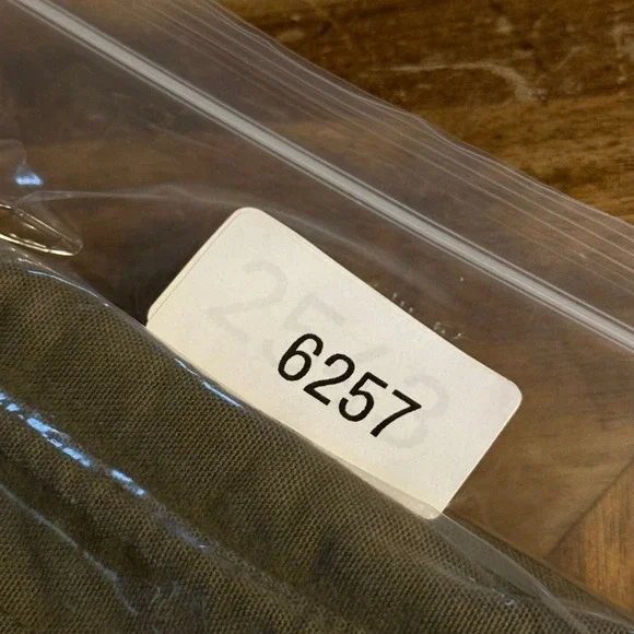 LL Bean Mens Long Sleeve‎ Button Up Shirt Olive XL Soft Brushed Cotton Casual - Picture 6 of 6